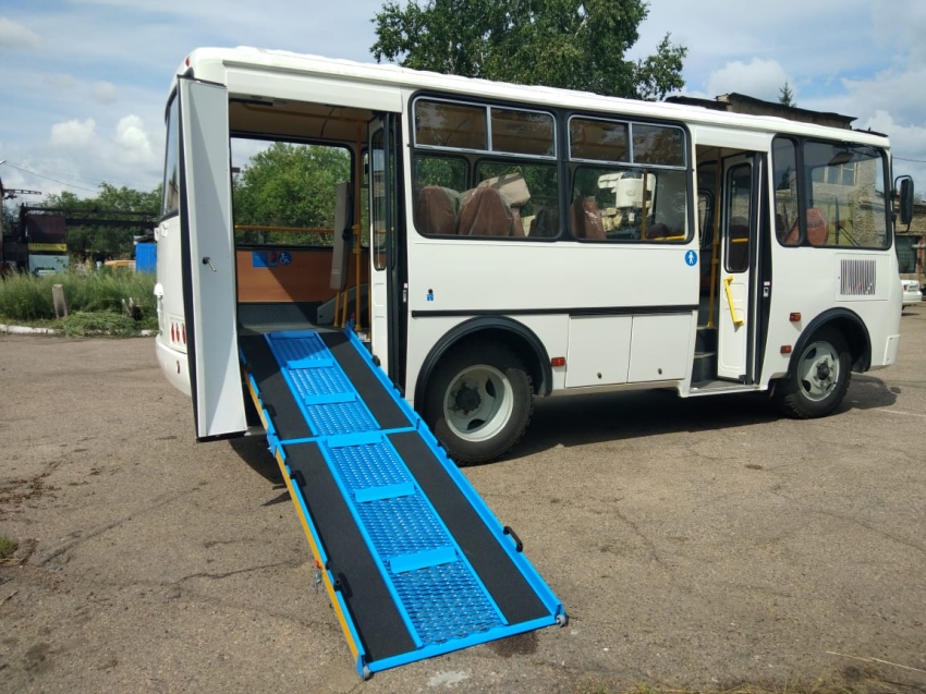 ​Три автобуса марки ПАЗ, предназначенных для районов края, прибыли в столицу Забайкалья 